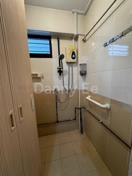 Shop / Shophouse for Sale in  Telok Blangah Rise - Image 2